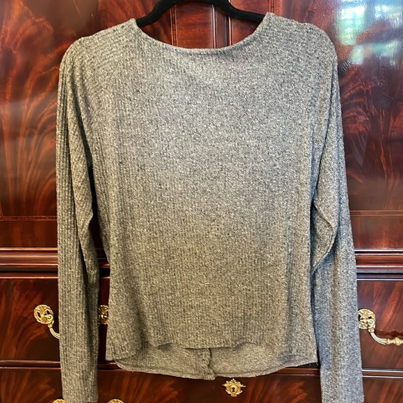 Anthropologie, large, charcoal, gray top with black lace detail at the bust - Picture 7 of 7